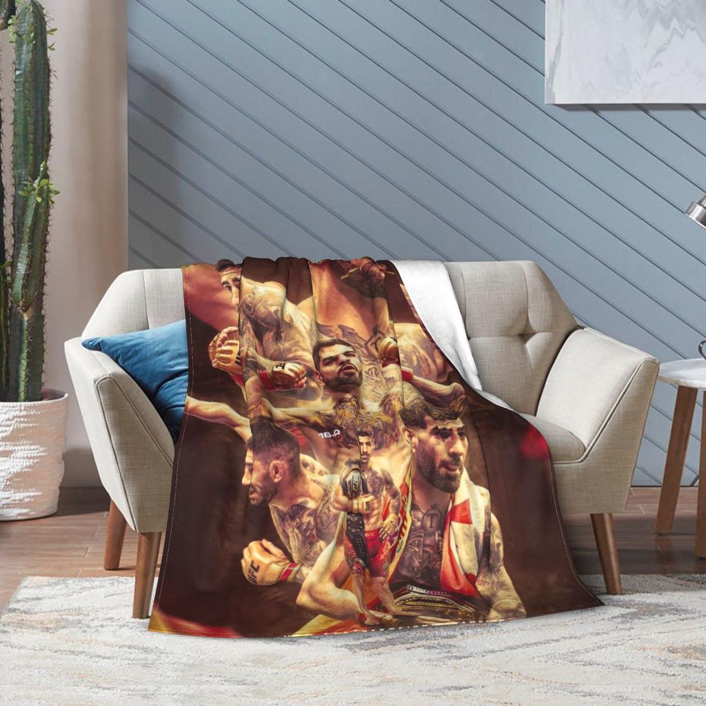 Ilia Topuria Wrestling Wrestler Blanket Multiple Sizes Warm Cozy Fluffy  Throw Blankets for Couch Sofa and Bed