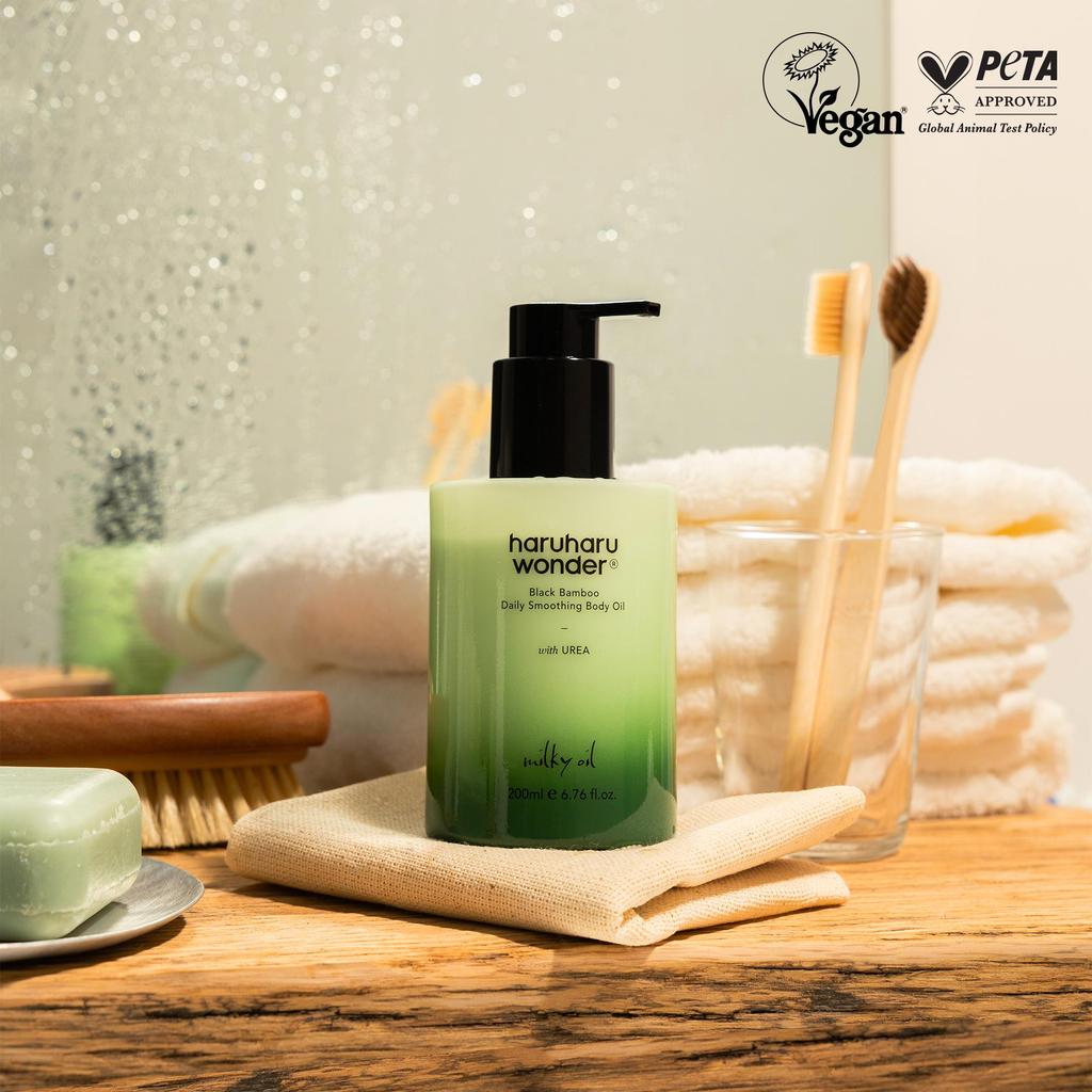 Haruharu Wonder Black Bamboo Daily Smoothing Body Oil 200ml