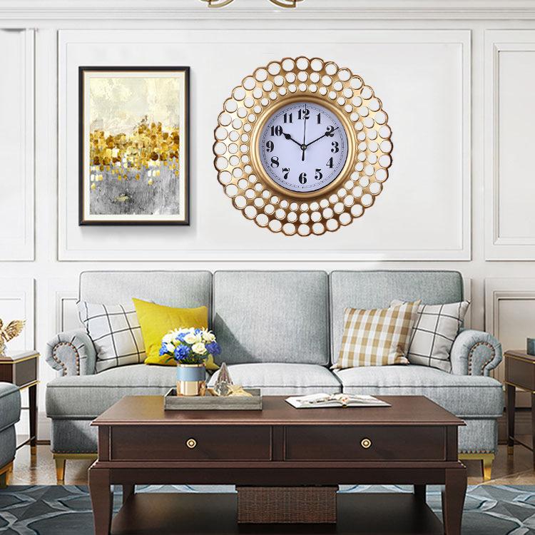 Настенные часы Гостиная Дом Мода Настенные часы Атмосферные Бесшумные Современные Простые Индивидуальные Креативные Кварцевые часы