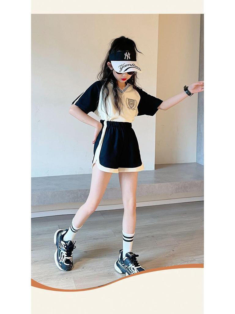 Модная летняя уличная одежда для девочек: Комплект из двух предметов: топ с коротким рукавом и шорты для детей