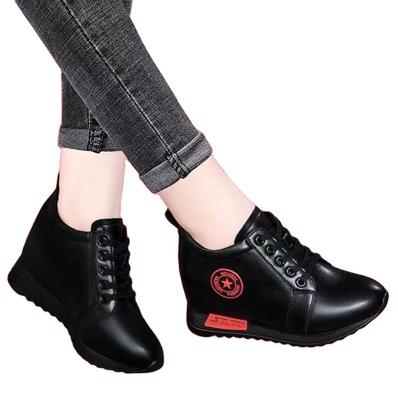 Женская обувь с внутренней высотой, зимняя новинка, кожаная, спортивная, универсальная, кожаная, водонепроницаемая и противоскользящая, повседневная обувь