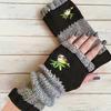 Yousheng Embroidered Birds Fingerless Gloves Color-Block Knitted Warm Gloves Stretchy Mittens with Thumb Holes for Typing Writing