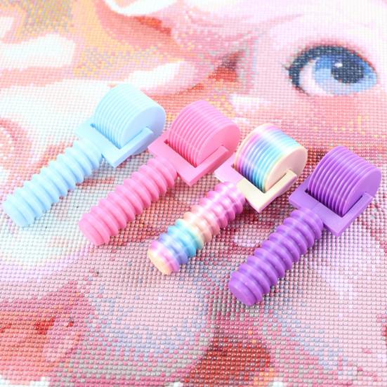 Ролик для алмазной мозаики Эффективный прижимной ролик Вышивка стразами Удобный ручной ролик Съемный инструмент для рукоделия DIY для любителей алмазной мозаики