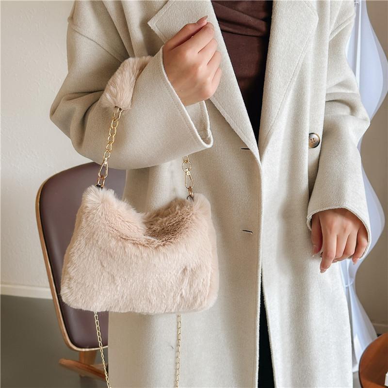 New Fashion Women Handbags Winter Furry Ladies Soft Plush Clutch Purse Shoulder Bags Fashion Female Crossbody Messenger Bag