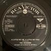 7inch Record MONKEES - A Little Bit Me, A Little Bit You RCA1580 RCA Victor 1967 UK Rock Used