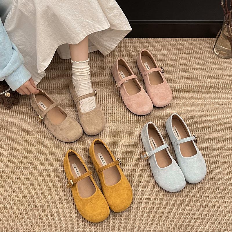 Lightweight and Breathable Retro French Flat-soled Single Shoes Women's 2025 New Spring Versatile One-pedal Mary Jane Single Shoes