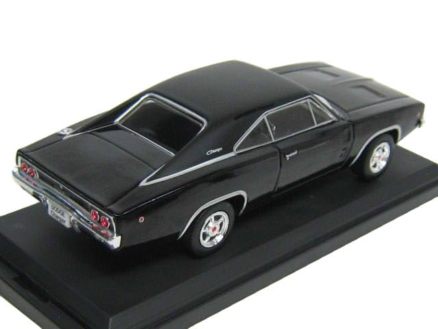 Масштаб IXO Chrysler Dodge Charger 1968 Черный 1/43