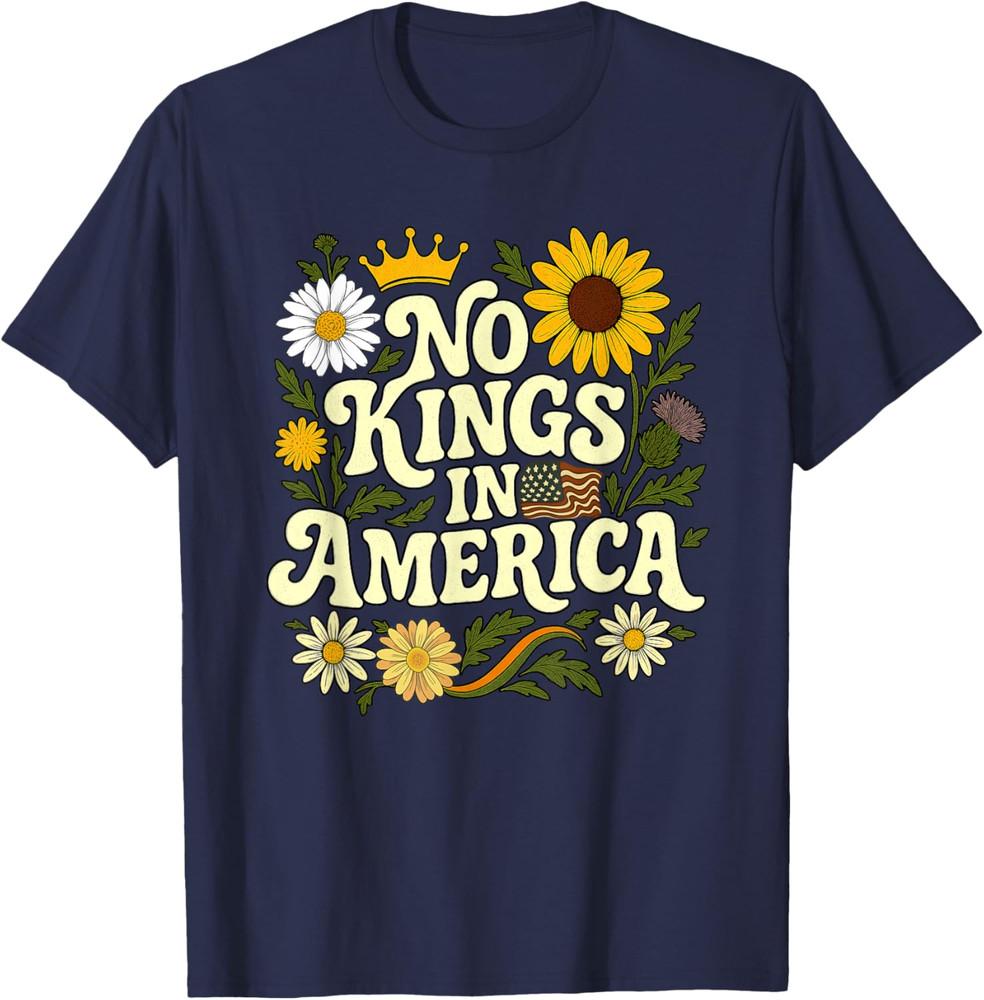 No King In American Retro Floral 70s Democracy Girls Women T-Shirt