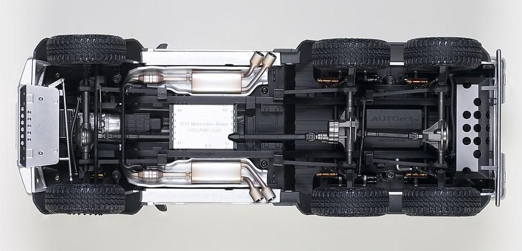 AUTOart Scale G63 AMG 6X6 1/18 Mercedes-Benz (Silver)