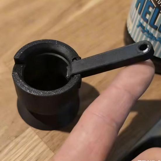 3D-печатная открывалка для пивных бутылок, однокнопочная, легкое открывание, без заусенцев, гладкие края, съемник крышек, новинка, кухонный гаджет для хозяев вечеринок