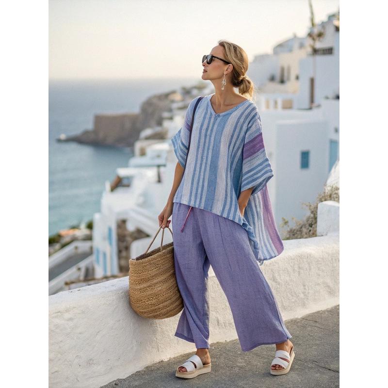 A new summer women's clothing, printed striped color matching medium-sleeved crew neck top, straight casual suit.