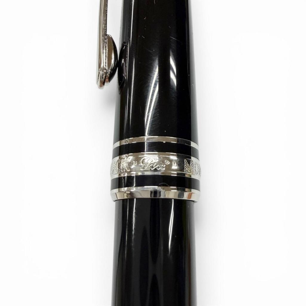 Great MONTBLANC Ballpoint pen Meisterstück Classic Platinum Line black mens Used