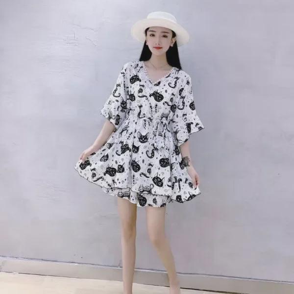 Женский летний комплект большого размера из двух предметов с кружевным воротником и эффектом похудения: Топ с коротким рукавом и шорты с принтом