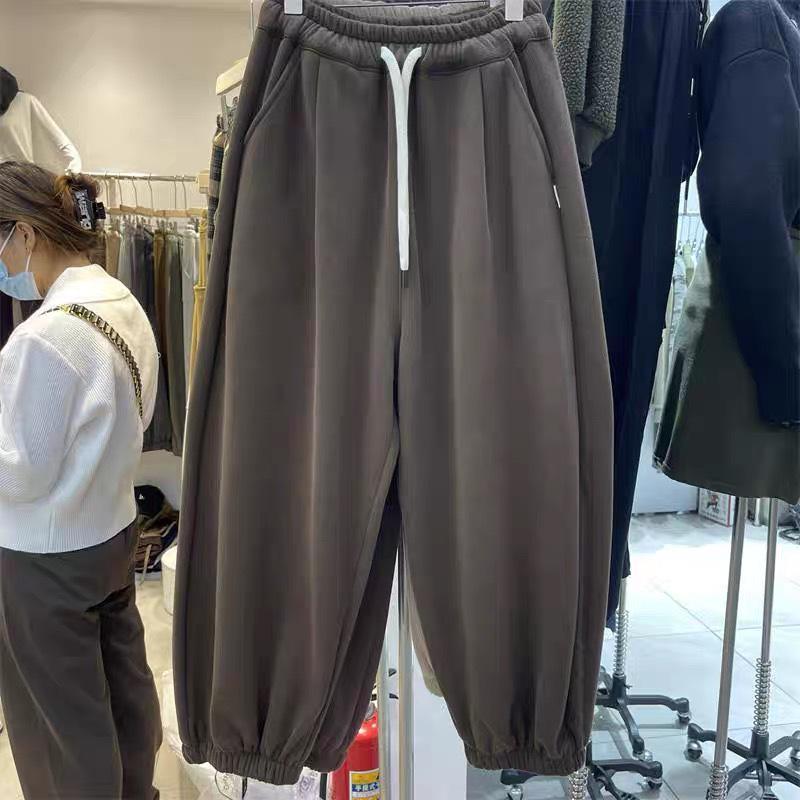 2025 Winter Women's European Loose Wide-Leg Thickened Plus Velvet Harem Sweatpants