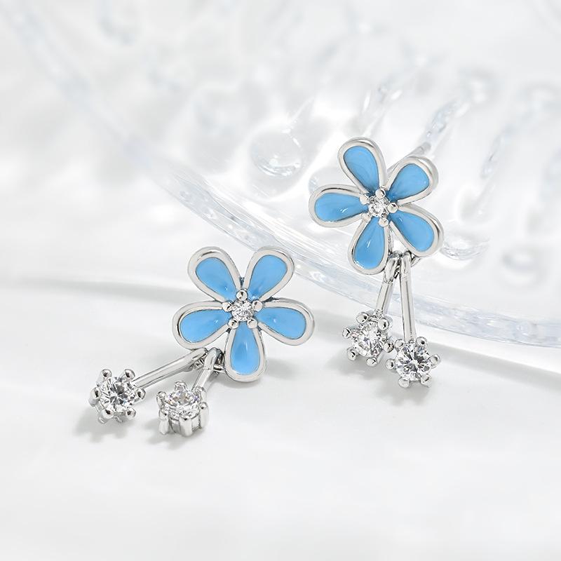 Exquisite Blue Small Flower Tassel Earrings Anti-allergic High-end Design Feel Cold and Cool Little Daisy Earrings