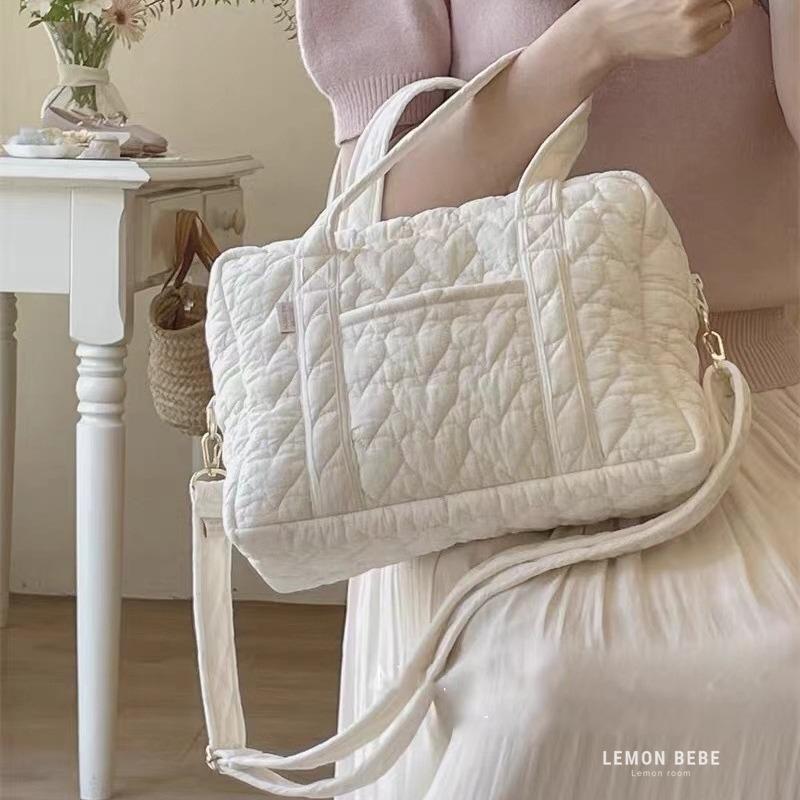 New Korean INS Mommy Bag, Lightweight Crossbody, Large Capacity Fashion Mom Bag, Multifunctional Handbag