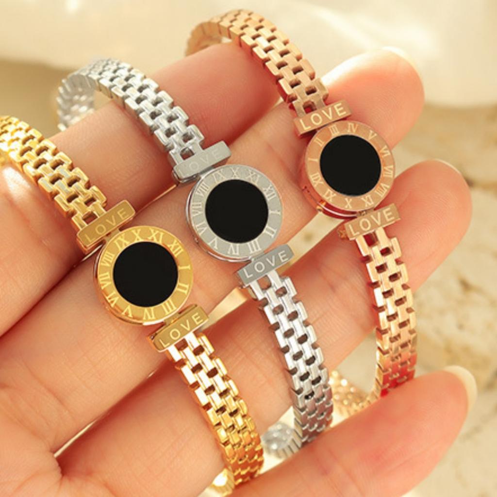 Htpwe Stainless Steel Roman Numeral Love Black Shell Bracelet For Women 18k Gold Plated Couple Holiday Gift Bracelet Zircon