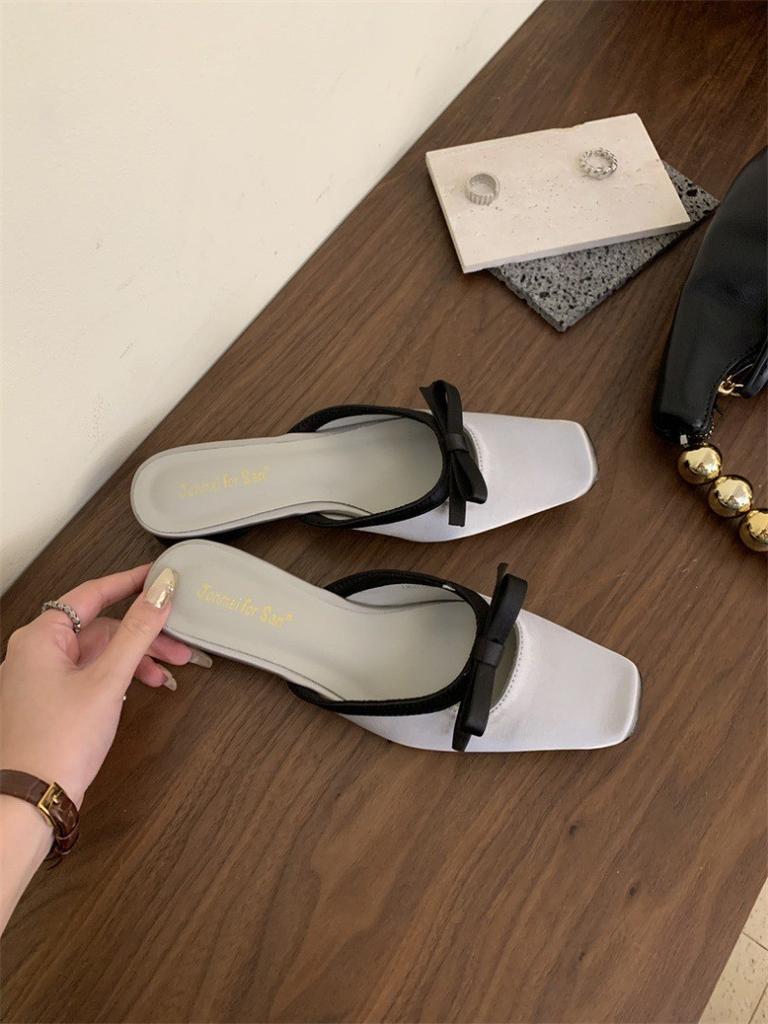 Французские нежные тапочки Baotou в стиле для женщин 2024 года, новые сандалии с бантом, летние тапочки