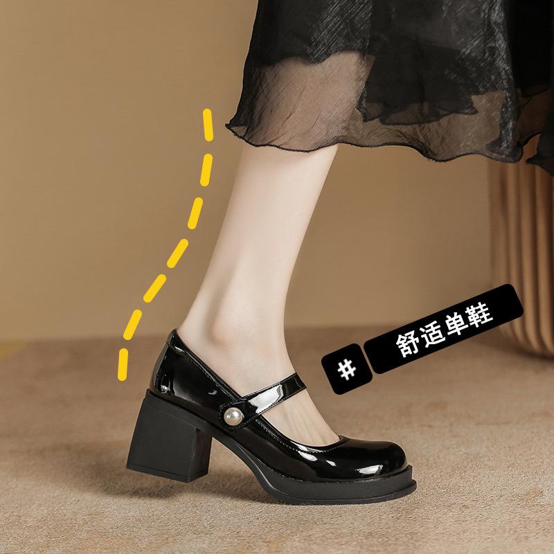 Mary Jane High Heels Spring and Autumn Word with Pearl Square Head Patent Leather Temperament Thick Heel Platform Single Shoes