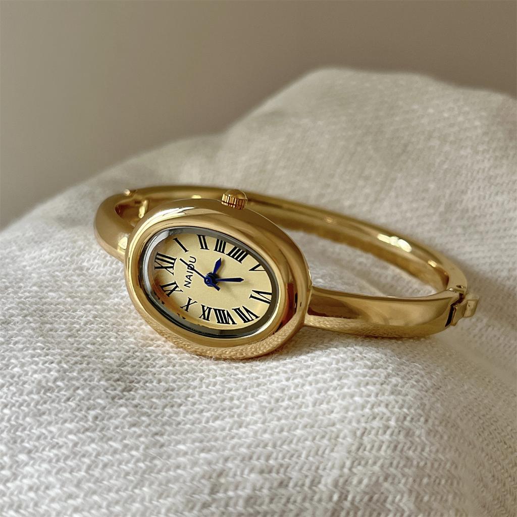 Ancient European Oval Bracelet Watch Fashion Small Dial Premium Women's Watch