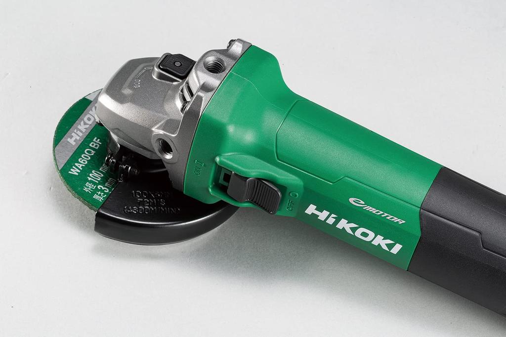 Электронная дисковая шлифовальная машина HiKOKI AC100V 125 мм с функцией плавной регулировки скорости и ползунковым переключателем типа G13VE2