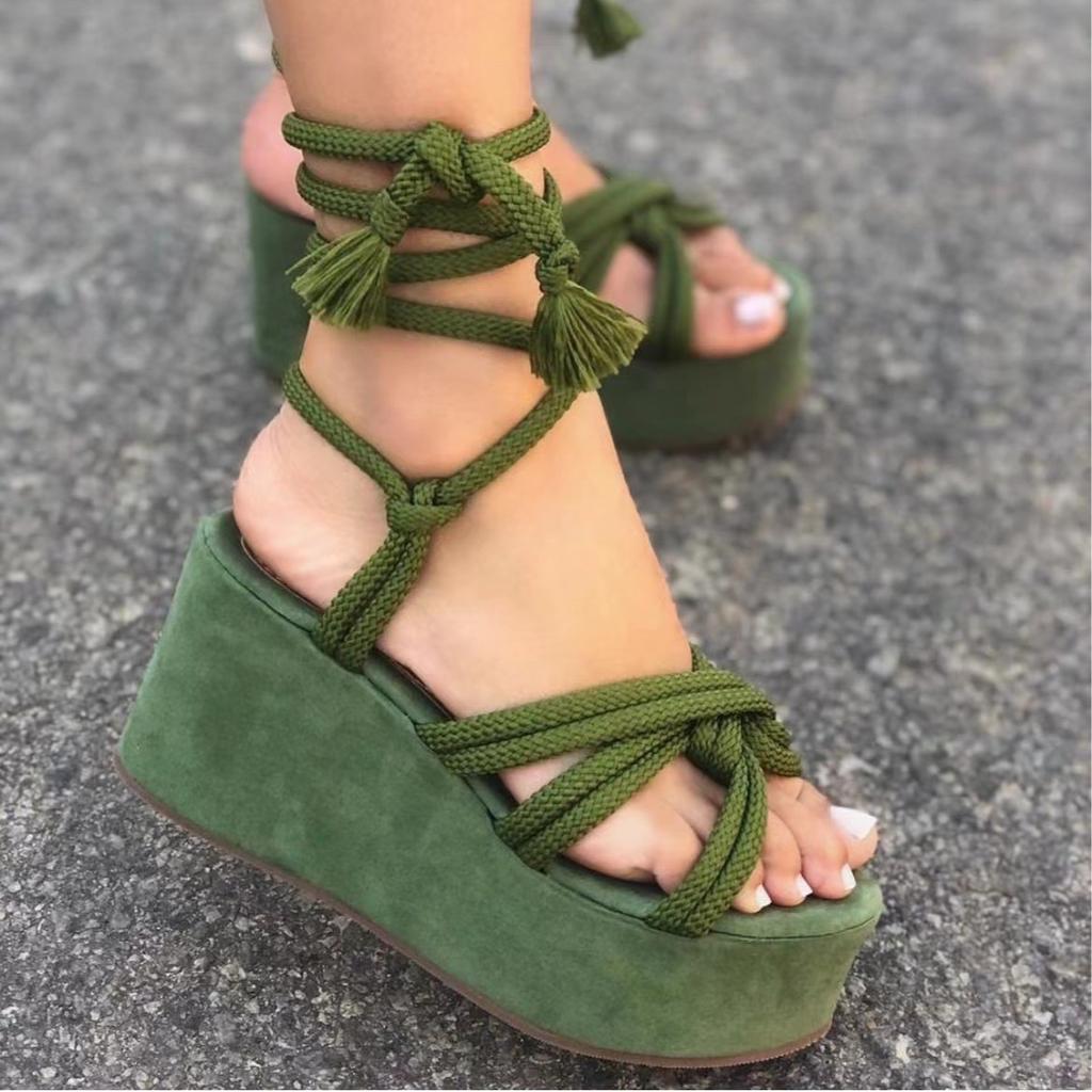 European Beautiful Women's Large Size Platform Shoes Foreign Trade Women's Shoes 2025 Summer New Fish Mouth Strap Wedge Heel Sandals Women