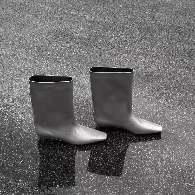 Версия из коровьей кожи~ осенне-зимние новые ретро ботильоны на танкетке со средним голенищем и свободным голенищем, рыцарские сапоги-трубы, универсальные кожаные короткие ботинки для женщин