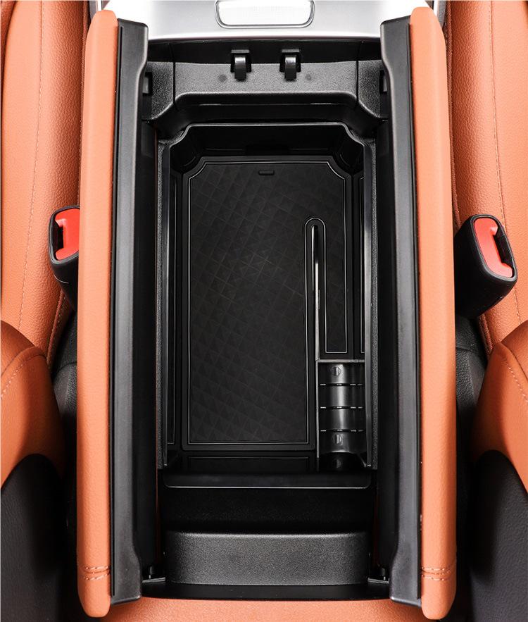 Mercedes-Benz GLC300L 2025 Armrest Storage Box Divider