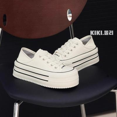 Женская обувь – Кроссовки