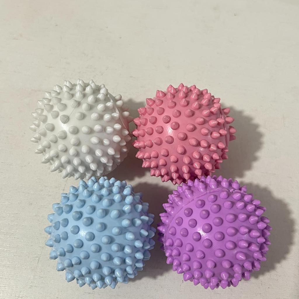 4 шт. Многоразовые шарики для сушки белья - Экологичные альтернативы кондиционеру для ткани Смягчают и распушают белье Разглаживают складки