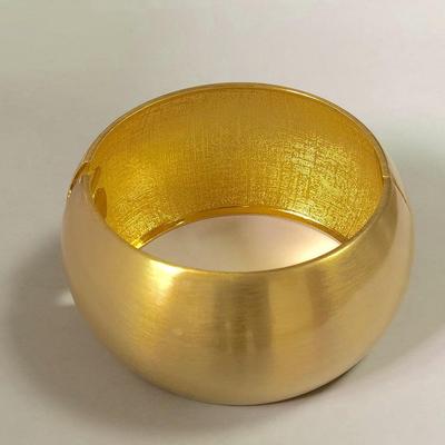 «Модный браслет из металлического сплава с гальваническим покрытием для женщин»