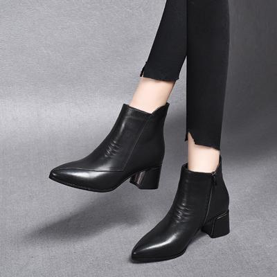 Кожаные сапоги женские осенне-зимние новые остроносые на толстом каблуке короткие сапоги удобные коровья кожа черные тонкие женские модные сапоги