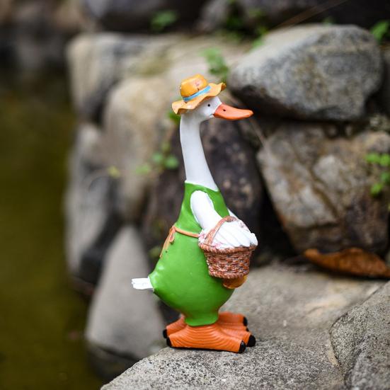 Статуэтка утки из смолы, садовый декор, статуэтка утки, расписанная вручную мультяшная утка в человеческом костюме