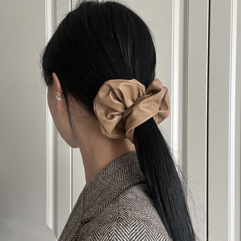 Мохе Скранч из искусственной кожи (4color)