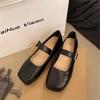 French Thick Heel Single Shoes Women's 2025 Summer New Retro One-word Buckle with Shallow Mouth Versatile Flat Mary Jane Single Shoes