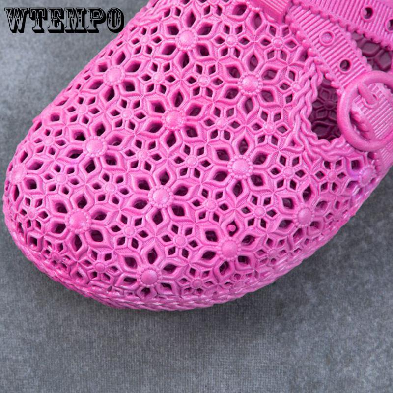 Шлепанцы из ПВХ, женская верхняя одежда, обувь с дырочками, летние сандалии с мягкой подошвой и толстой подошвой, домашние тапочки для ванной комнаты с полым носком, уличные пляжные шлепанцы