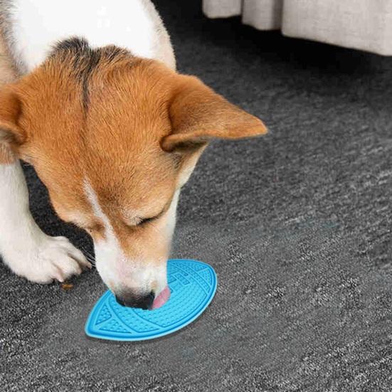 Pet Lick Mat, Suction Cup Slow Feeder Mat, Prevents Choking, Rugby Ball Shaped Silicone Licking Mat for Indoor Cats And Dogs