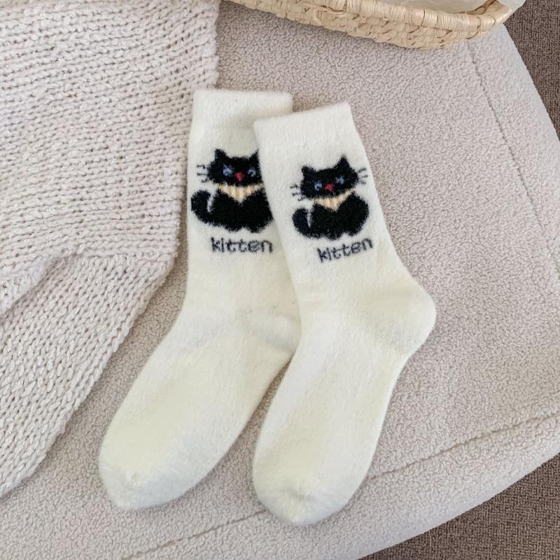 Thick and Fleece Embroidered Cat Long Socks for Autumn and Winter, Cute Fleece Thick and Warm Women's Socks, Australian Fleece Sleep Socks