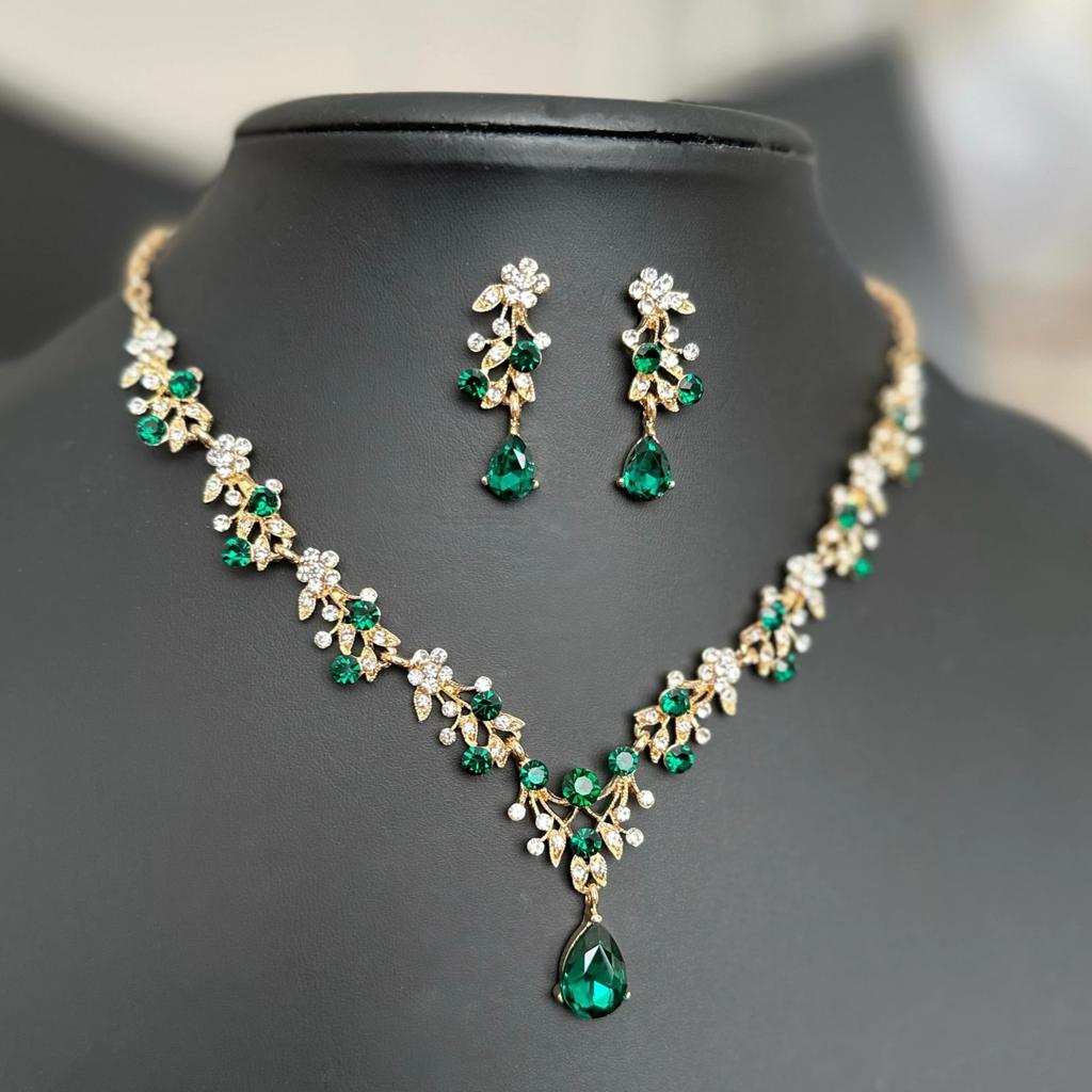 Brilliant Imitation Emerald Cubic Zirconia Jewelry Set gold Bridal Necklace and Earring Set Wedding and engagement jewelry