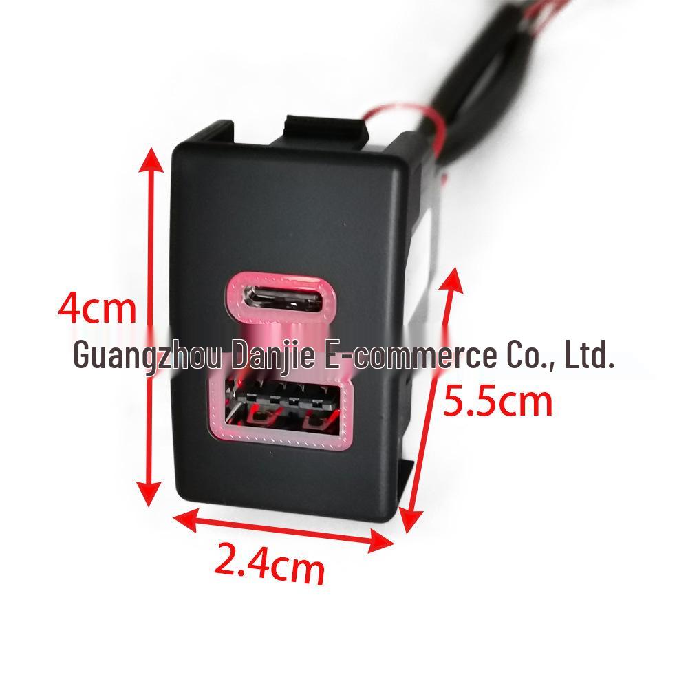 Автомобильное зарядное устройство USB Type-C QC3.0 для Mazda 5 и 6 Classic Edition