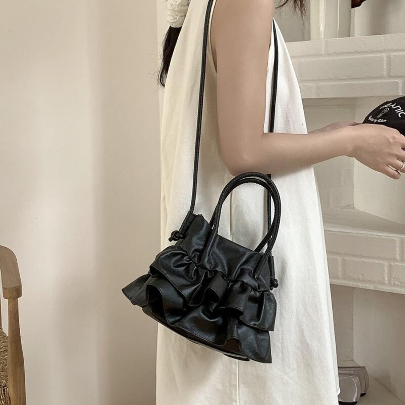 Fashion Women's Shoulder Bags New Cake Skirt Pleated Ruffle Edge Axillary Bag Korean Style PU Crossbody Bag Leisure Handheld Bag