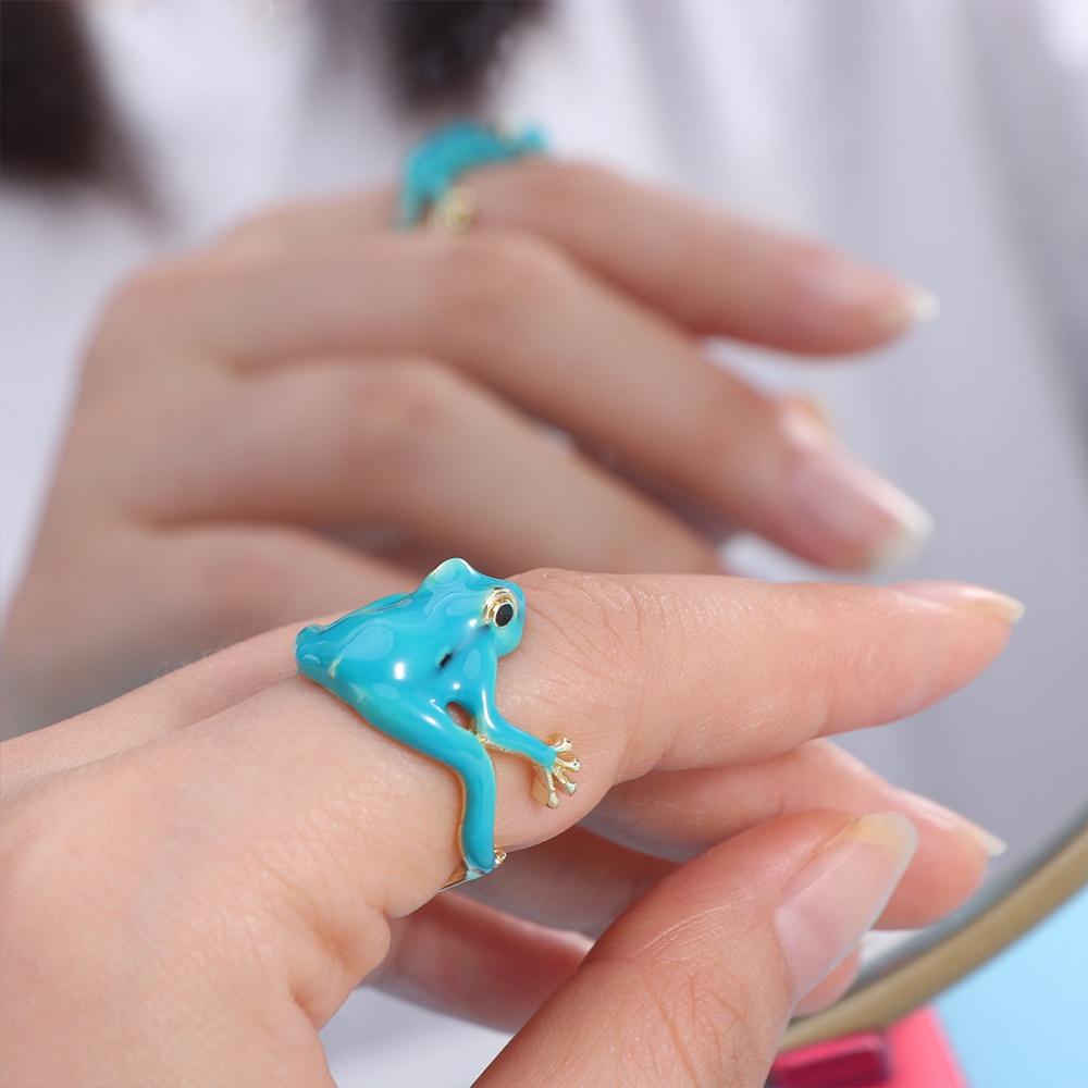 Zinc Zinc Alloy Creative Frog Ring Weird Finger Ring Exquisite Green Frog Ring  Gift
