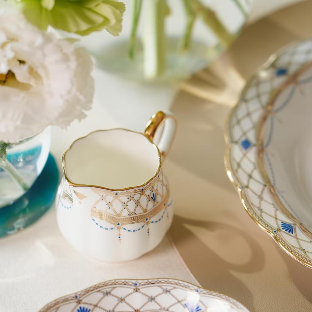 NARUMI Prima Donna Made In Elegant Milk Gift Creamer, 130cc, Gold, Japan, Stylish, Gorgeous, Pitcher, Boxed, 52476-4212