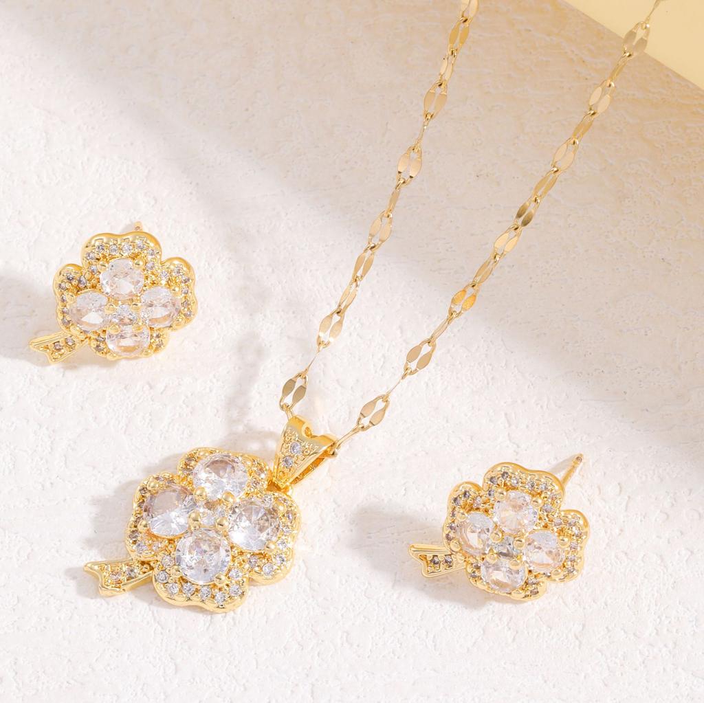 Four-Petal Flower Necklace Women'S Light Luxury High-End Inlaid Zircon Set