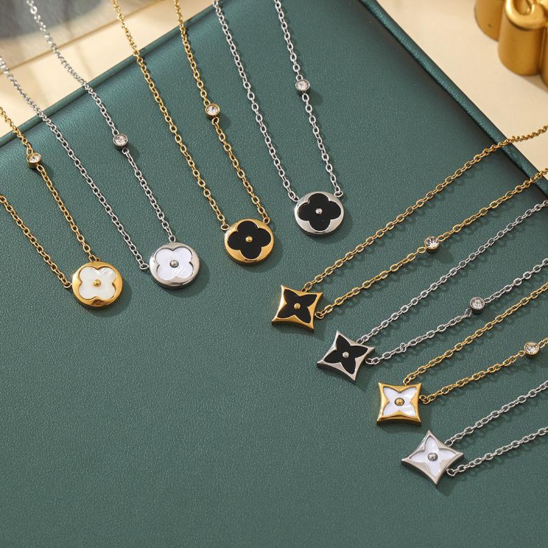 Браслет из титана с покрытием из 18-каратного золота 'Четырехлистный клевер' - Универсальный, не выцветающий, модный аксессуар класса люкс с перламутровыми акцентами