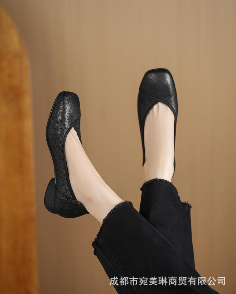 Кожаные туфли-лодочки с круглым носком, женские, новые на весну и осень 2025 года, на низком каблуке, на одной педали, туфли для бабушки, мягкая подошва, для работы