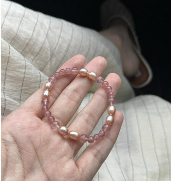 Women's Exquisite Natural Strawberry Quartz, Citrine, Aquamarine & Pearl Bracelet - Luxurious, Unique, and Versatile Design.
