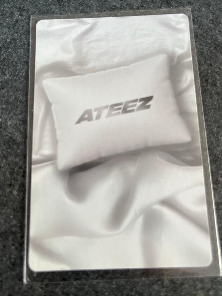 [USED] ATEEZ US Trading Card Pillow Talk Yunho