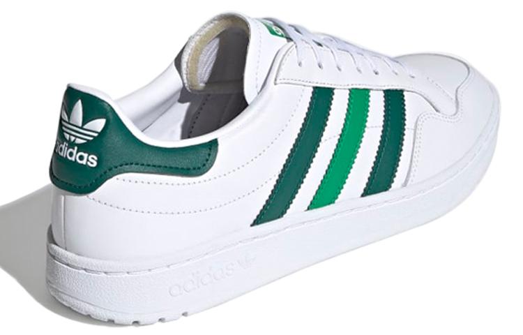 adidas Командные кроссовки для корта «FW5067»