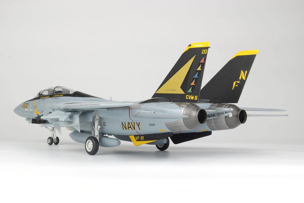 ВМС США Tomcat Фрилансеры Авиабаза Ацуги Пластиковая модель Platz/Italeri 1/48 F-14A VF-21 TPA-30